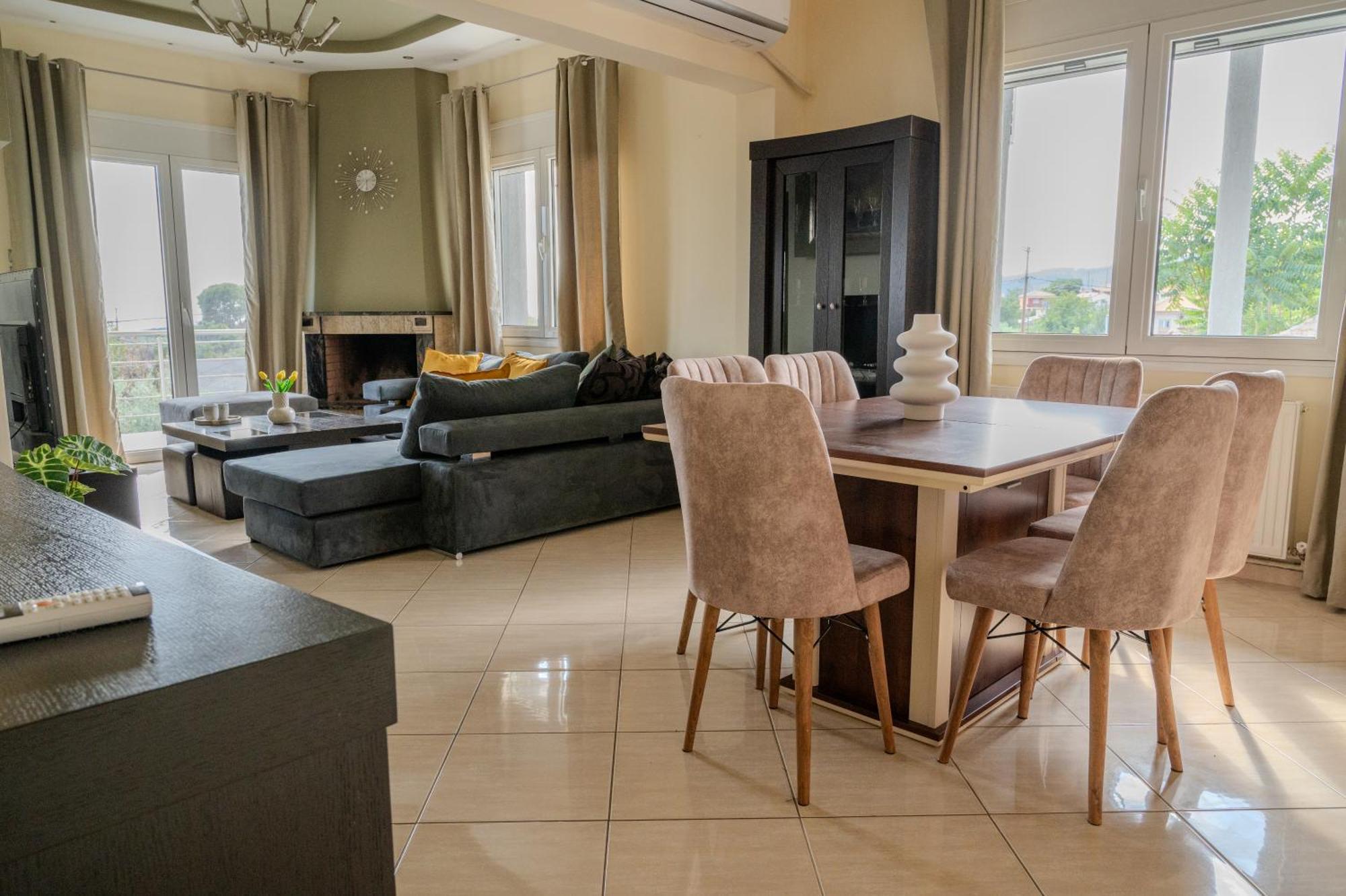 Apartment The Olive House Dikella