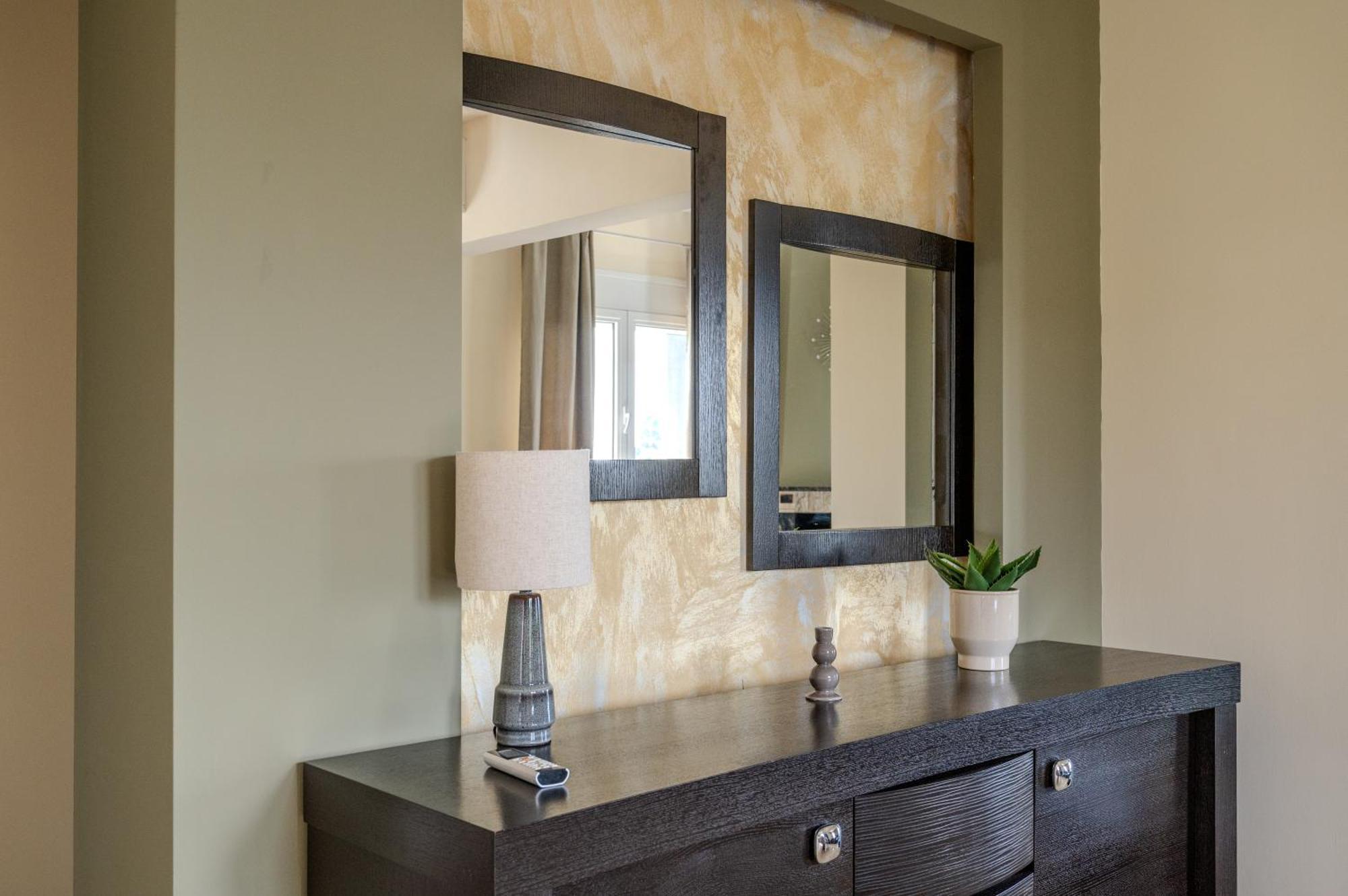 The Olive House Apartment