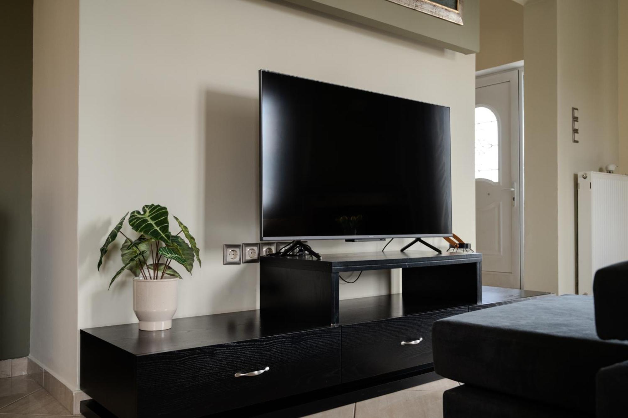 The Olive House Apartment *